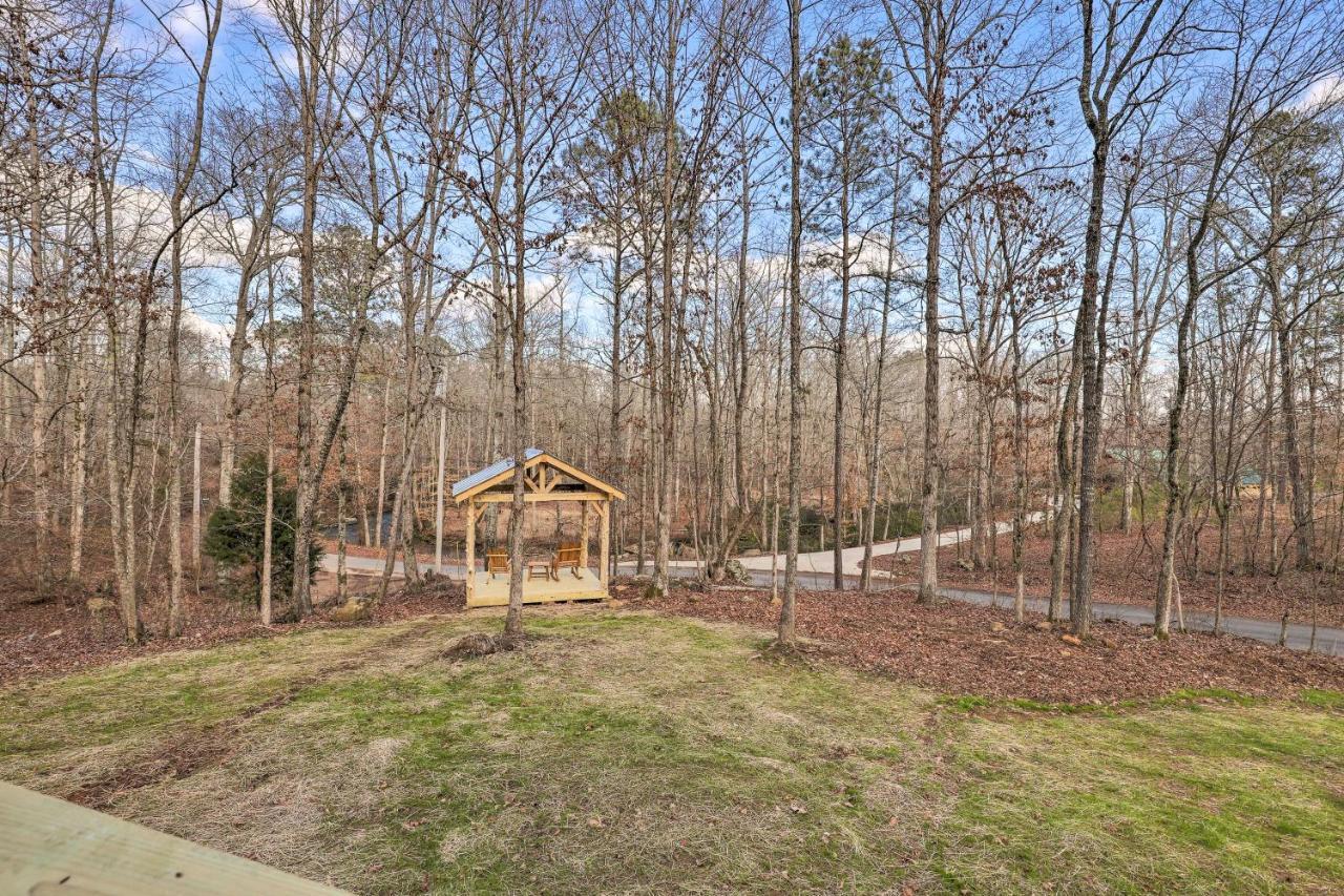 Vila Creek-View Getaway With Deck, Yard, And Fire Pit! Summerville Exteriér fotografie